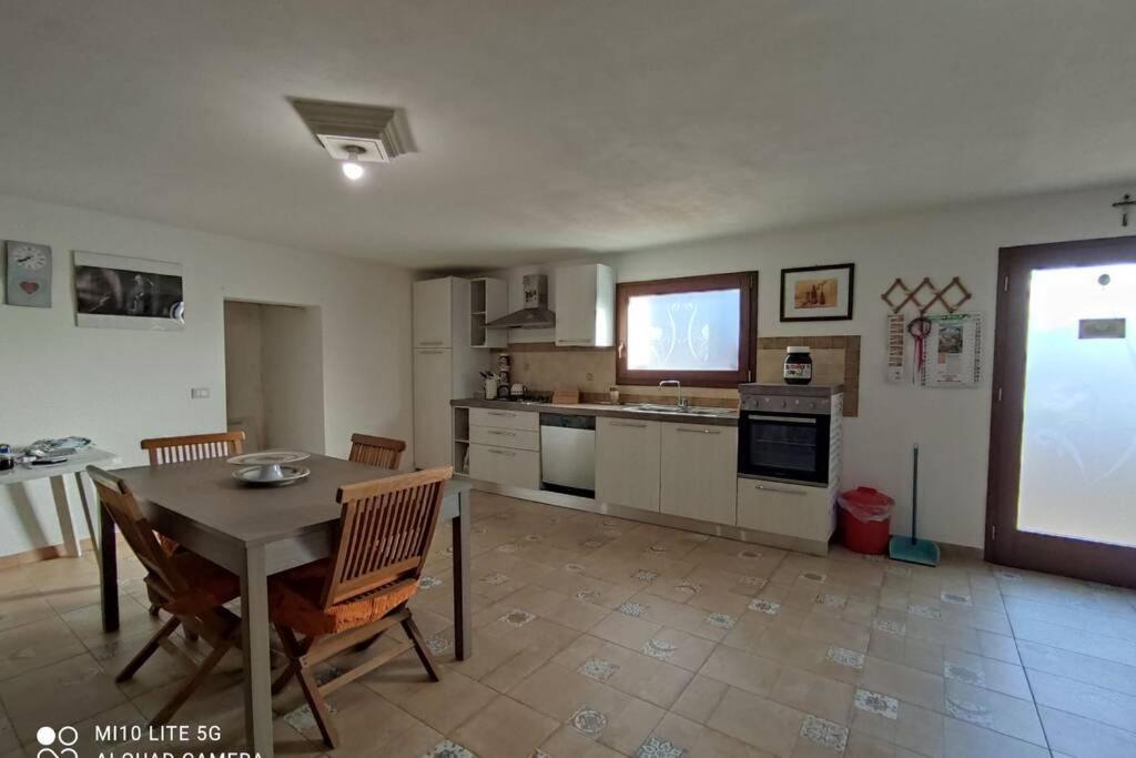 Casa Relax In Periferia Con Ingresso E Parcheggio Privato. Apartment Zimmardo Exterior foto