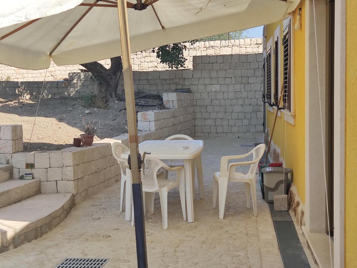 Casa Relax In Periferia Con Ingresso E Parcheggio Privato. Apartment Zimmardo Exterior foto